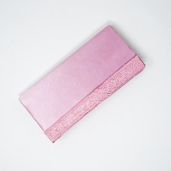 Bijoux Terner Handbags - Bijoux Terner Vintage Pink Beaded Clutch